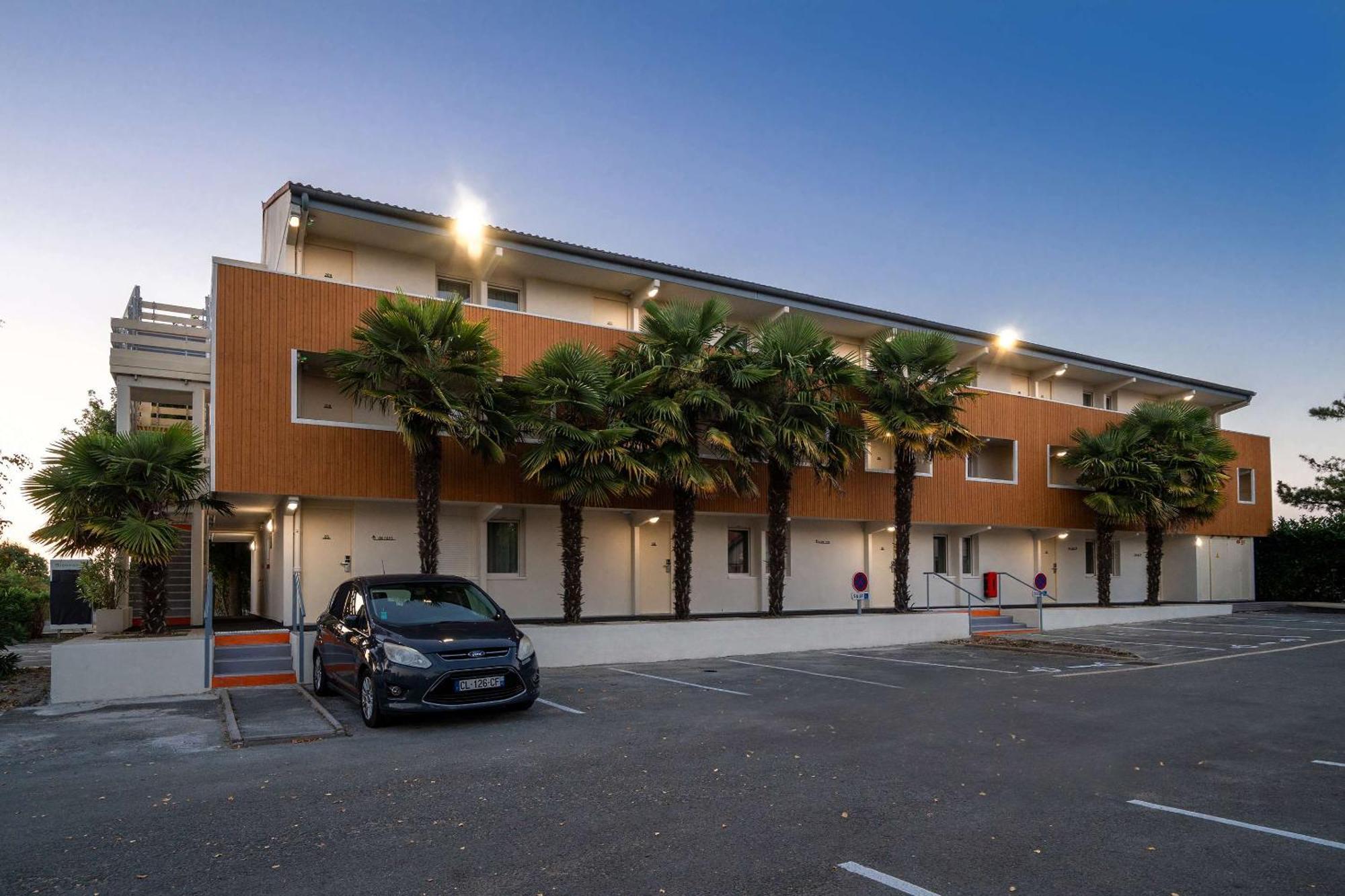 Hôtel Rochefort-Sur-Mer Tonnay-Charente Exterior foto